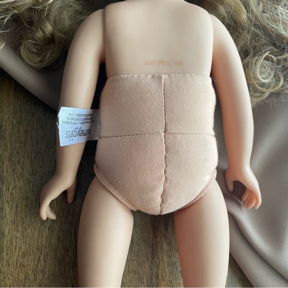 Mikaella - 2019 Journey Girls Doll, blue eyes strawberry blonde hair - Picture 10 of 16